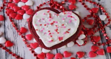 Heart Cookie Decorating